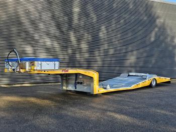 19 / TRUCK TRANSPORTER / ABSCHLEPP