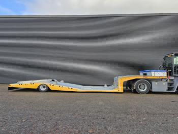 19 / TRUCK TRANSPORTER / ABSCHLEPP