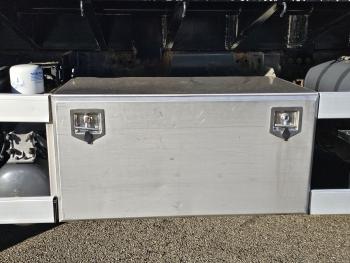FM 420 8x2-6 / VEB+ / NL TRUCK