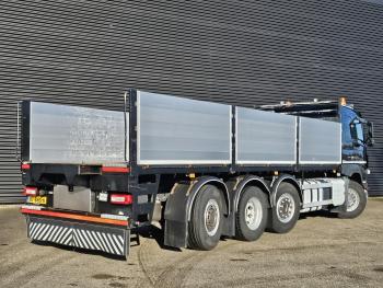 FM 420 8x2-6 / VEB+ / NL TRUCK