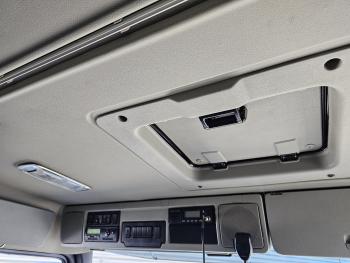 FM 420 8x2-6 / VEB+ / NL TRUCK