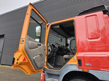 CF 75 6X2-4 / MACHINE TRANSPORT / OPRIJ WAGEN