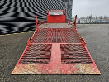 CF 75 6X2-4 / MACHINE TRANSPORT / OPRIJ WAGEN