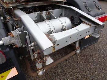 Volvo NH 12.460 / 4x2 / GLOBETROTTER / MANUAL GEARBOX