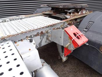 Volvo NH 12.460 / 4x2 / GLOBETROTTER / MANUAL GEARBOX