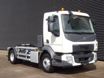 FL 240 NEW / 4X2 / HAAKARM / AMPIROLLE