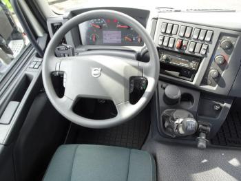 FL 240 NEW / 4X2 / HAAKARM / AMPIROLLE