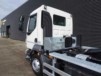 FL 240 NEW / 4X2 / HAAKARM / AMPIROLLE