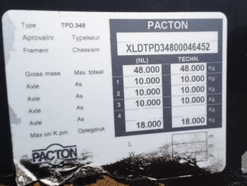 T3-003 / 2 x STEERING AXLE / 1 X LIFT AXLE
