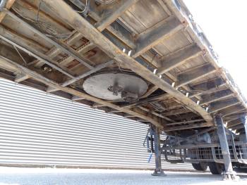 T3-003 / 2 x STEERING AXLE / 1 X LIFT AXLE