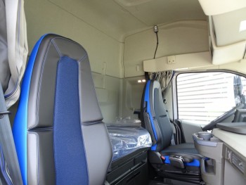 FH 500 / CHASSIS / 8x2/6 / LIFT STEERING AXLE / PTO
