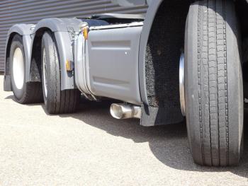 R520 V8 / 6X2*4 / MANUAL GEARBOX / RETARDER