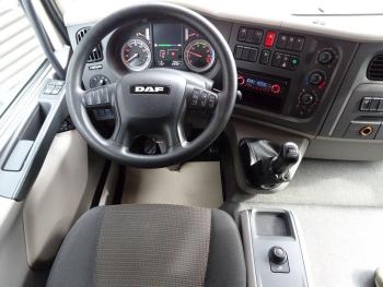 DAF LF 210 EURO 6 / OPRIJ WAGEN / MACHINE TRANSPORT
