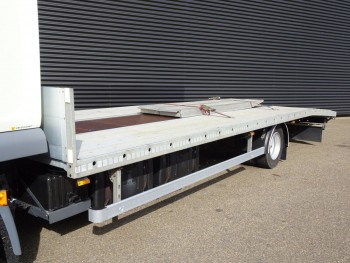 DAF LF 210 EURO 6 / OPRIJ WAGEN / MACHINE TRANSPORT