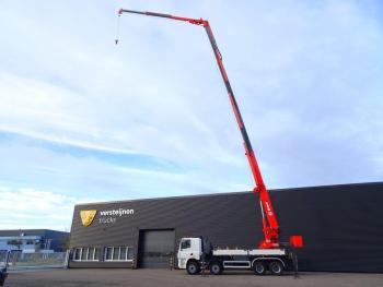 CF 85.380 8x4 / MKG - DACH - ROOF / MONTAGE CRANE / KRAN