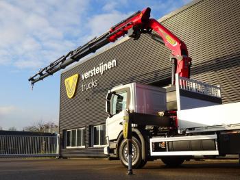 P410 6x2*4 / PALFINGER 35 tm CRANE + WINCH