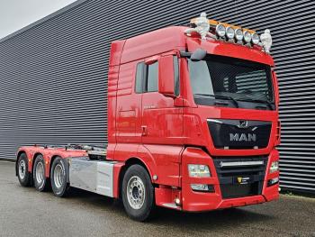 TGX 35.500 / 8x4-4 / HOOKLIFT / ABROLL-KIPPER