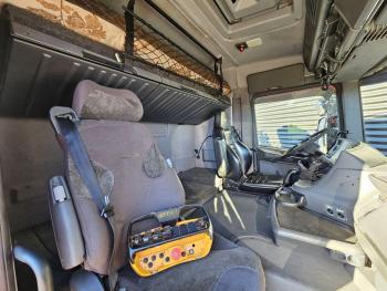 R164.480 V8 / 8x4 / EFFER 72 t/m CRANE / KRAN