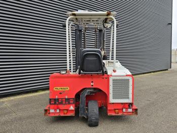 FM 330 6x2*4 / TAIL LIFT / KOOIAAP / TRUCK MOUNTED FORKLIFT