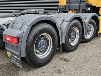 T164.480 8x4 TORPEDO / HYDRAULIC / 150 T