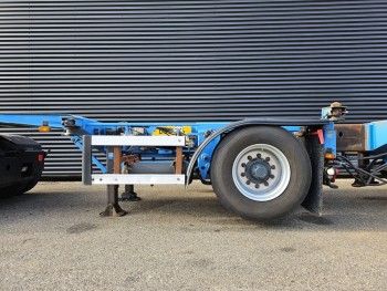 4 AXLE / MULTI CONTAINER CHASSIS / 3 X LIFT AXLE / TEILBAR