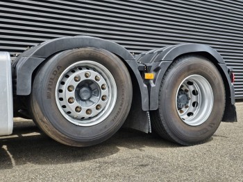 FH 460 6x2/4  / HYDRAULIC / LIFT STEERING AXLE