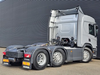 P410 6x2/4 / HYDRAULIC / FULL AIR / LIFT STEERING AXLE