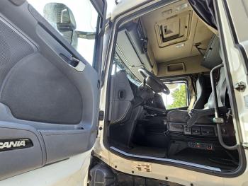 R450 6x2*4 / EURO 6 / HOOKLIFT / ABROLKIPPER