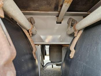 K324T / 3 AXLE / 2 X LIFT AXLE / TWIST-LOCKS